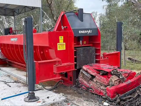 Prensa Compactadora de Autos SCE5000