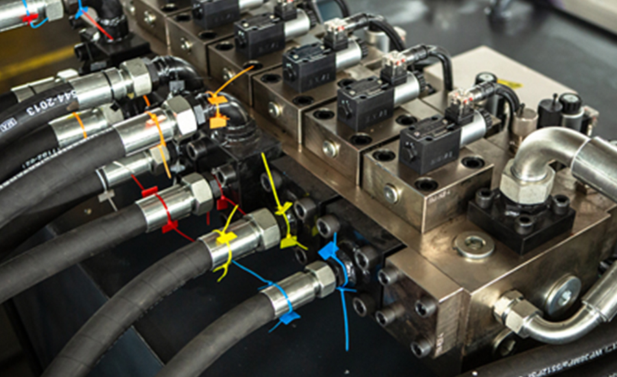 High-Efficiency Hydraulic System Sistema hidráulico de alta eficiencia