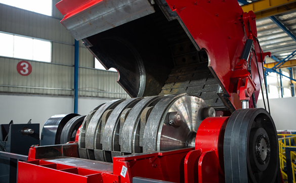 High-Quality Components for Stable Operation Componentes de alta calidad para un funcionamiento estable