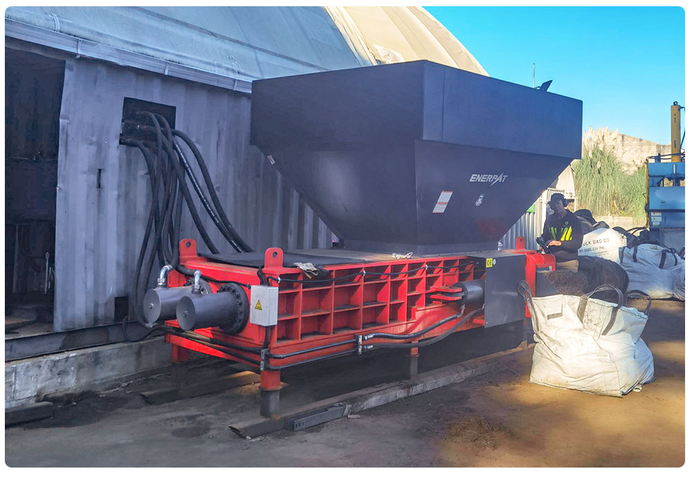 Empacadora de residuos de metal (estilo tolva)