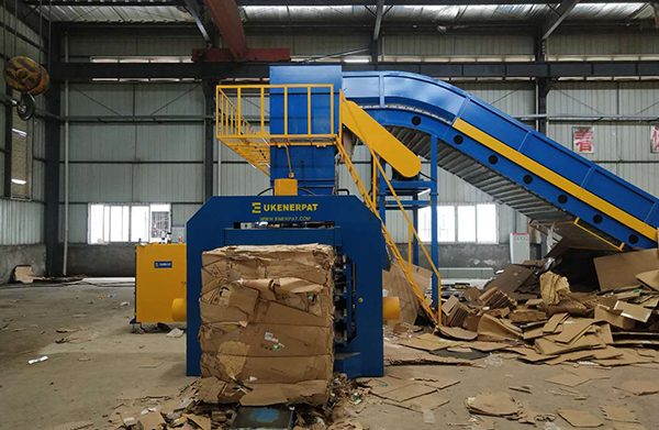 Prensa de balas horizontal.