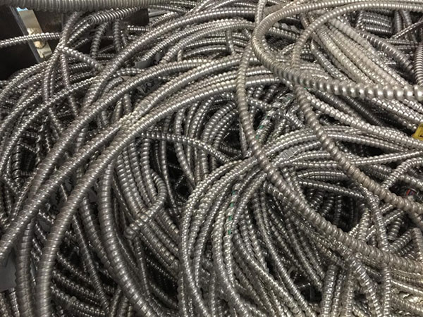 Cable revestido de metal