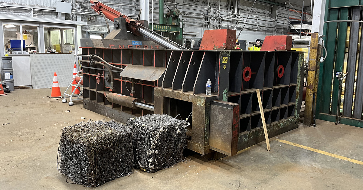 AMB-L2014-250 Empacadora de chatarra para metales