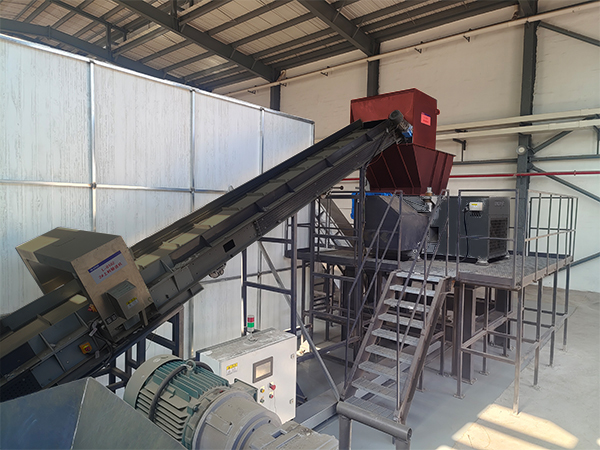 Materiales: bolsas tejidas PP