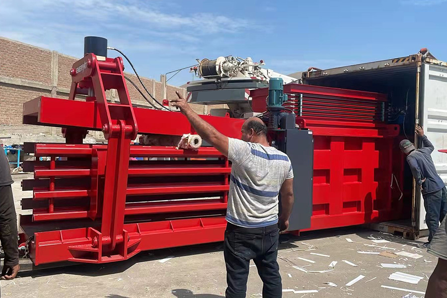 Empacadora de reciclaje de cart&oacute;n HBA120-110130