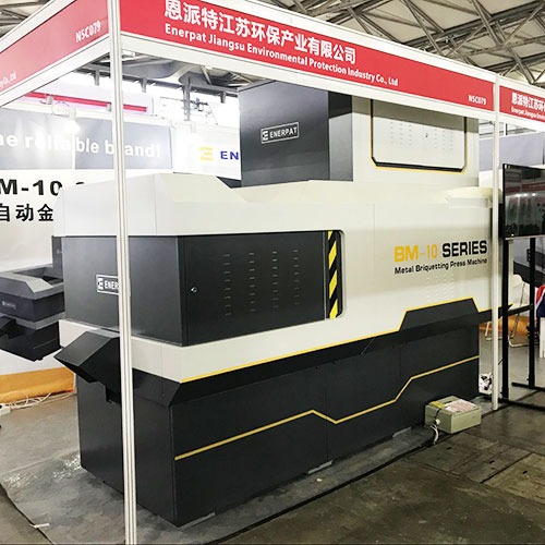 ¿Cuáles son los beneficios de utilizar una máquina de discos de aluminio?