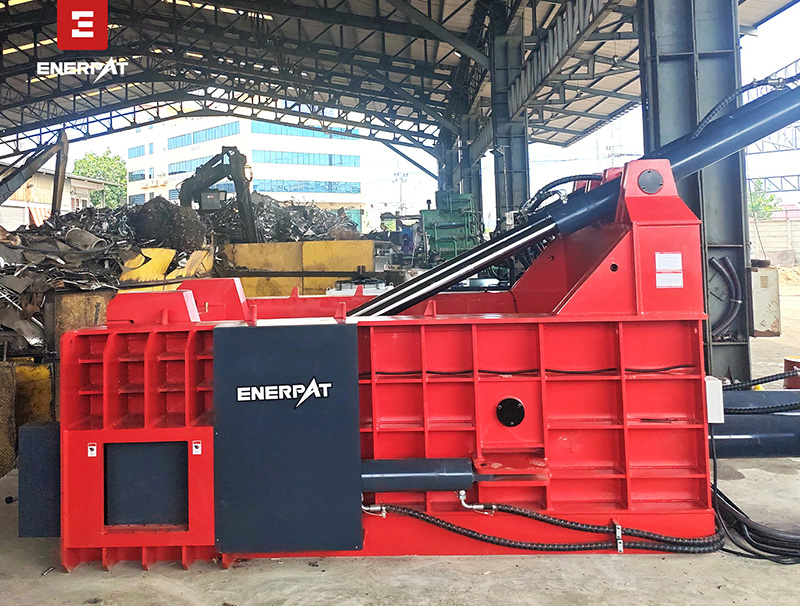 Prensa de balas de chatarra ENERPAT a la venta
